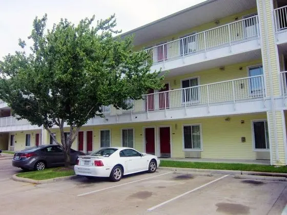 Crossland Economy Studios - Houston