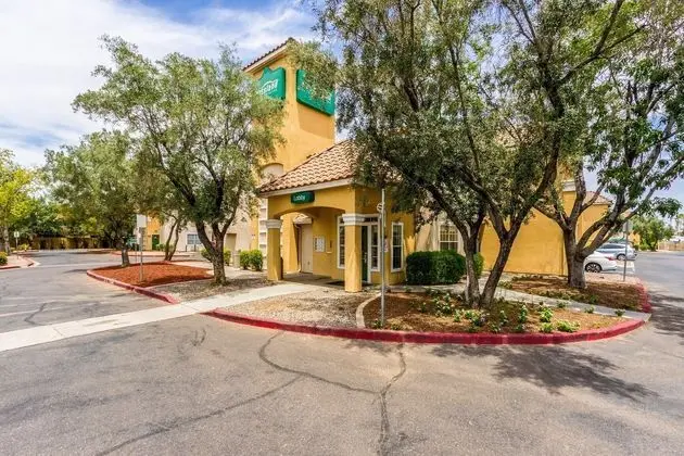 Crossland Economy Studios - Phoenix - Metro - Dunlap Ave.