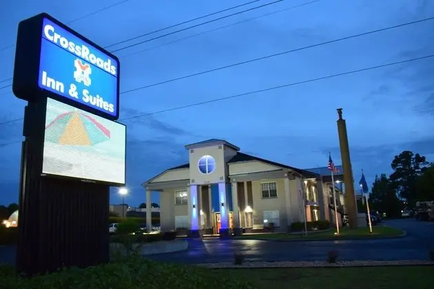 Crossroads Inn and Suites