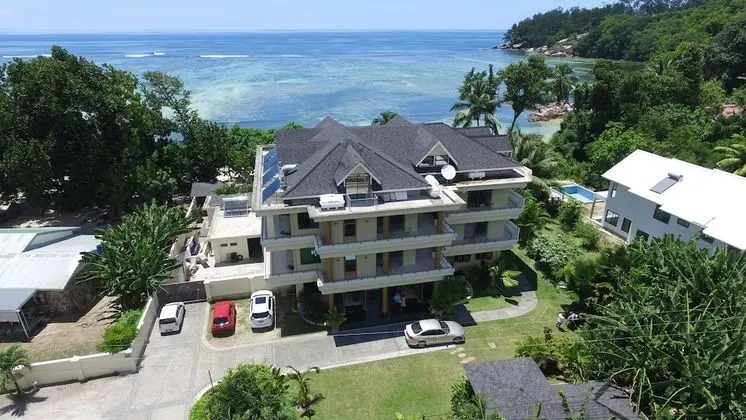 Crown Beach Hotel