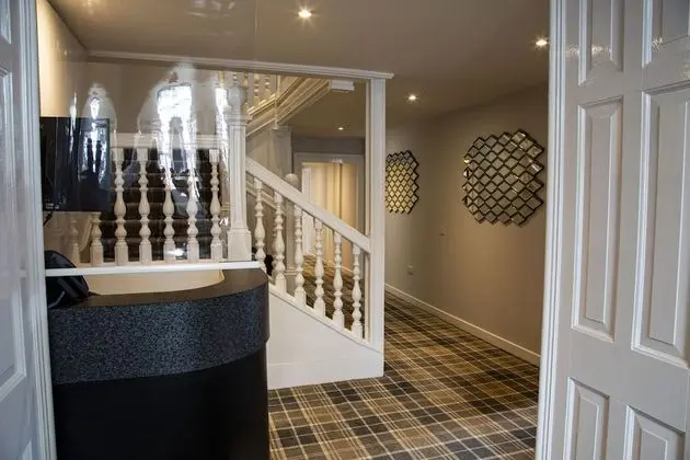 Crown Court Hotel - Lobi