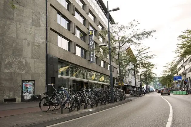 Crown Hotel Eindhoven Centre - Genel