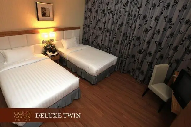 Crown Garden Hotel - Genel