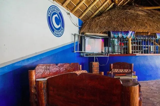 Crown Hotel Hoima - Lobi
