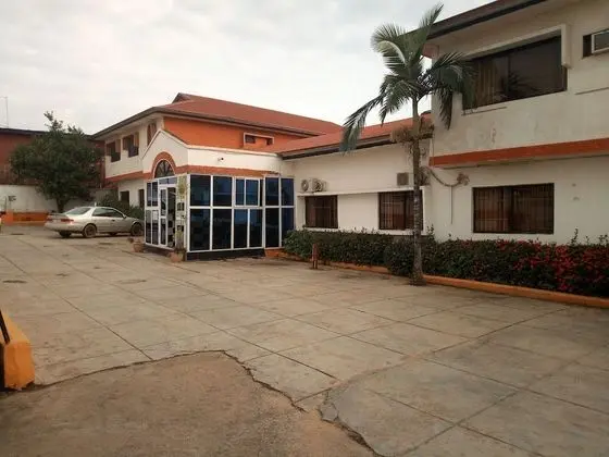 Crown Hotel