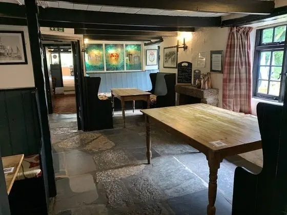 The Crown Inn - Yerinde Yemek