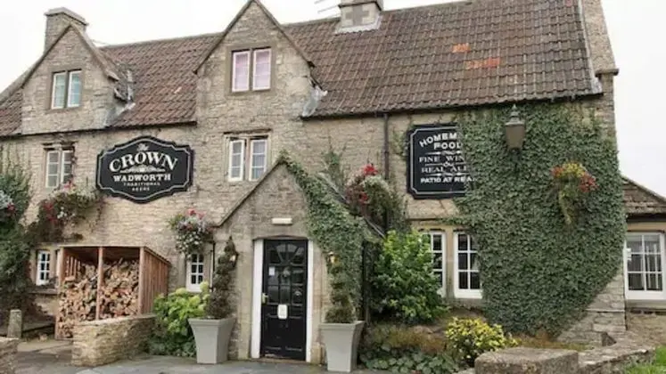 Crown Inn - Dış Mekan