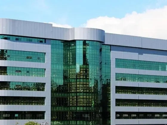 Crown Legacy Hotel - Dış Mekan