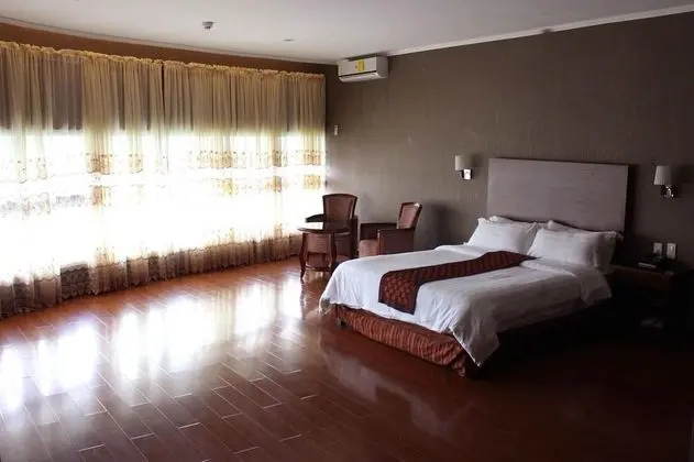 Crown Legacy Hotel - Oda