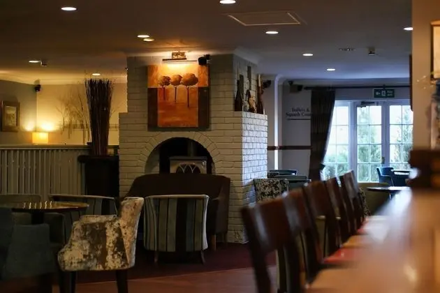Crown Lodge Hotel - Bar