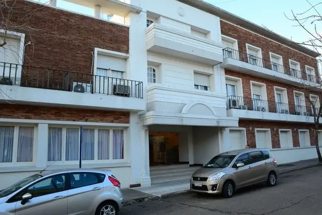 Hotel Crown - 1