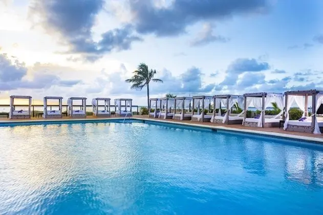 Crown Paradise Club Cancun All Inclusive - Havuz