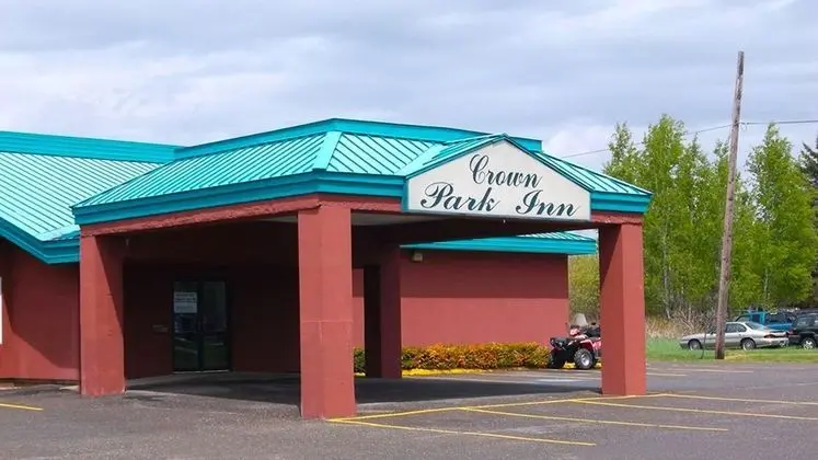 Crown Park Inn