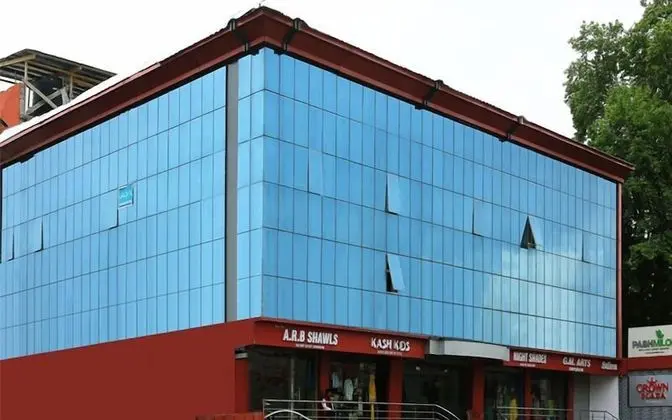 Crown Plaza Residency - Dış Mekan