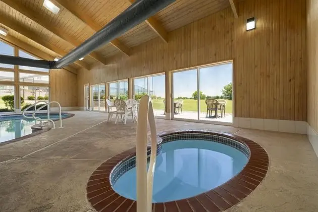 Crown Pointe Lodge, BW Signature Collection - Havuz