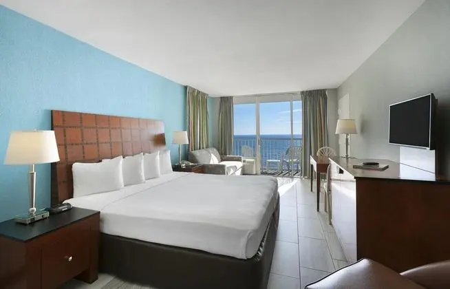 Crown Reef Beach Resort And Waterpark - Oda