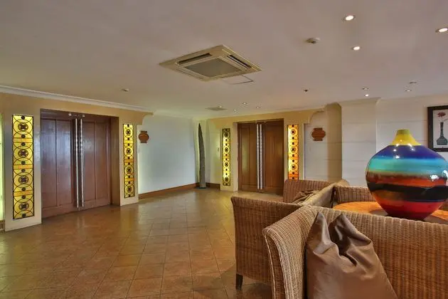 Crown Regency Suites and Residences - Mactan - İş / Konferans