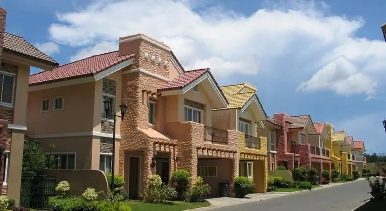 Crown Regency Suites and Residences - Mactan - Oda