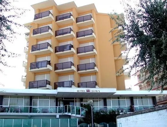 Hotel Crown