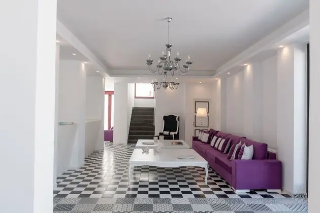 Crown Suites - Lobi