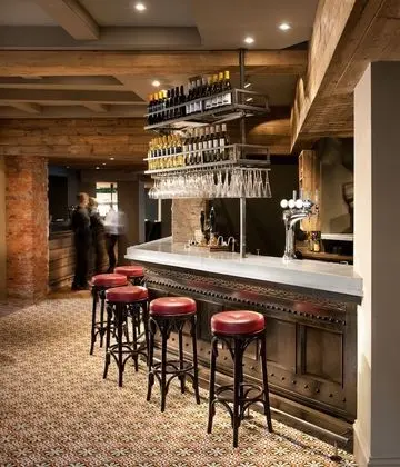 The Crown & Thistle - Öne Çıkan Resim