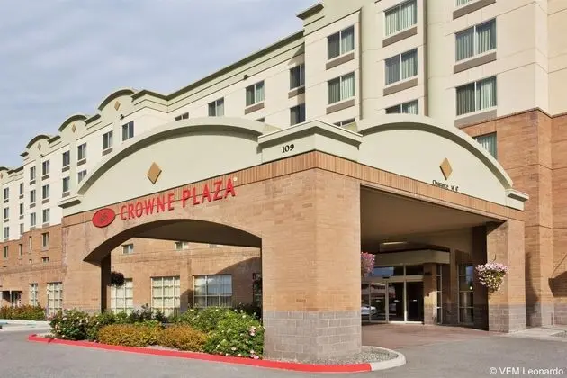 Crowne Plaza Anchorage Midtown