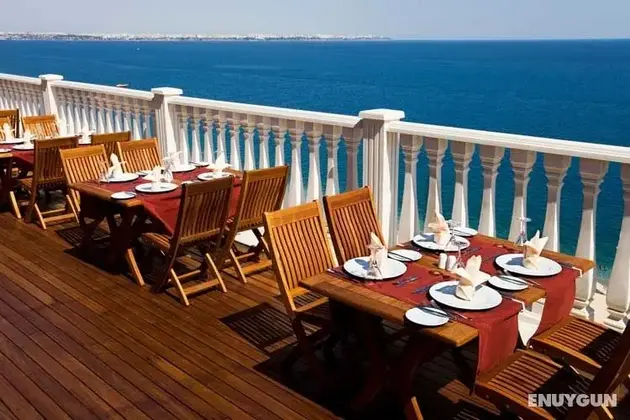 Crowne Plaza Antalya - Yeme / İçme