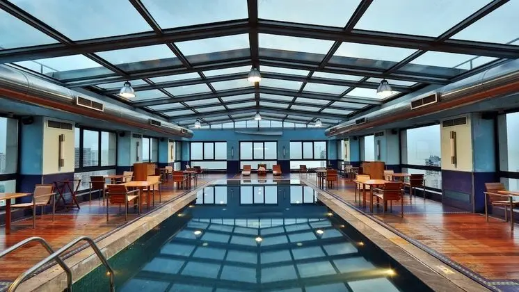 Crowne Plaza Hotel Beirut, an IHG Hotel - Havuz