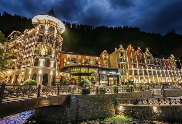 Crowne Plaza Borjomi