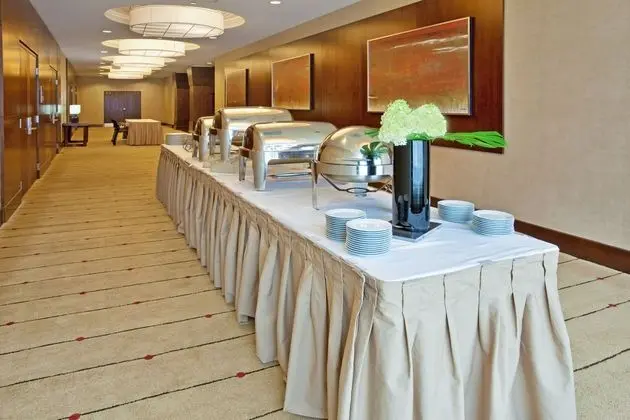 Crowne Plaza Chicago West Loop