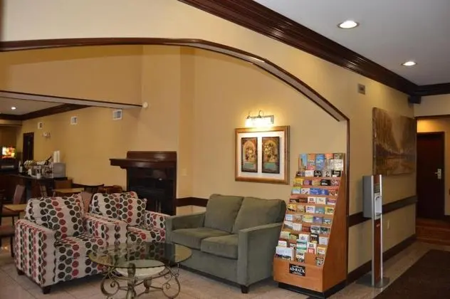 Crowne Plaza Cincinnati Blue Ash - Lobi