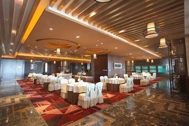 Crowne Plaza Danang - Yeme / İçme