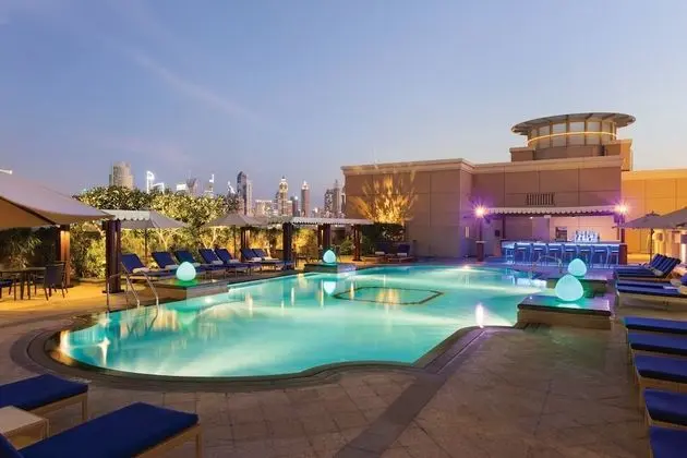 Crowne Plaza Dubai Jumeirah, an IHG Hotel - Havuz