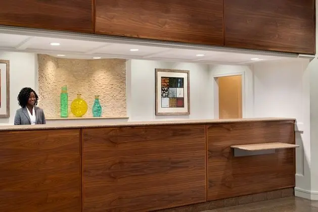Crowne Plaza Englewood - Dış Mekan
