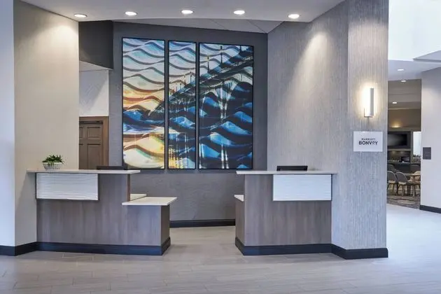Crowne Plaza Farmington Hills - Novi - Lobi