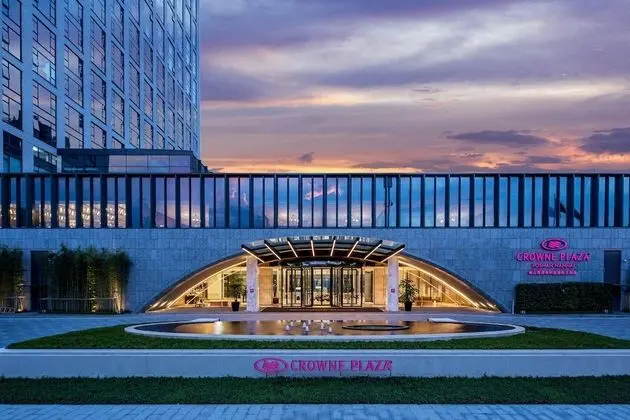 Crowne Plaza Foshan Nanhai, an IHG Hotel - Dış Mekan