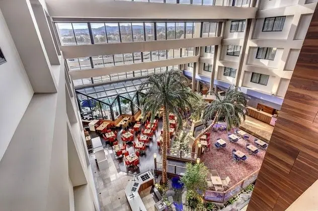 Crowne Plaza Foster City San Mateo
