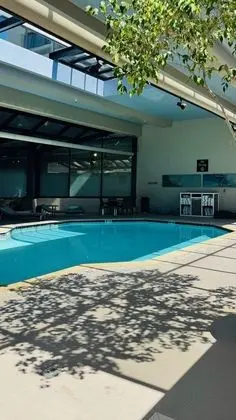 Crowne Plaza Foster City San Mateo - Havuz