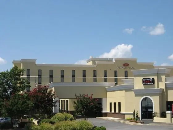 Crowne Plaza Greenville I 385 Roper Mtn Rd