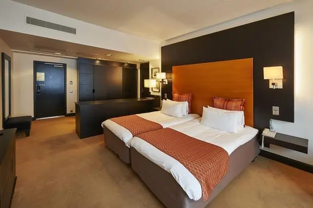 Crowne Plaza Helsinki - Oda