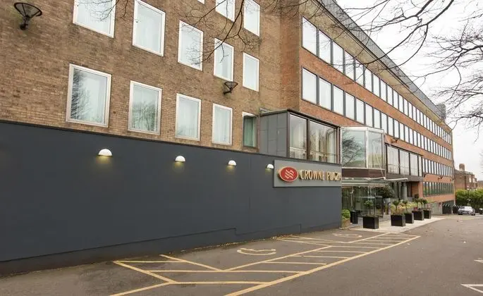 Crowne Plaza London Ealing