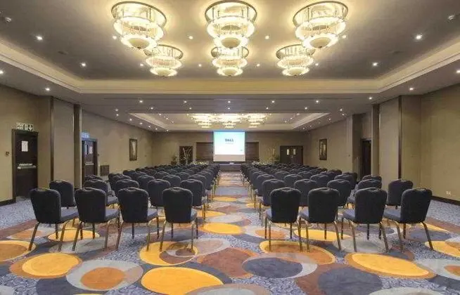 Crowne Plaza London - Gatwick Airport