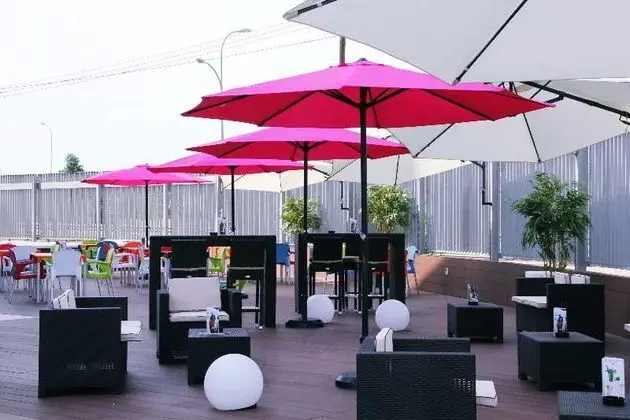 Crowne Plaza Madrid Airport - Manzara / Peyzaj