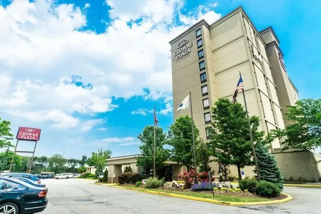 Crowne Plaza Newark Airport - Dış Mekan