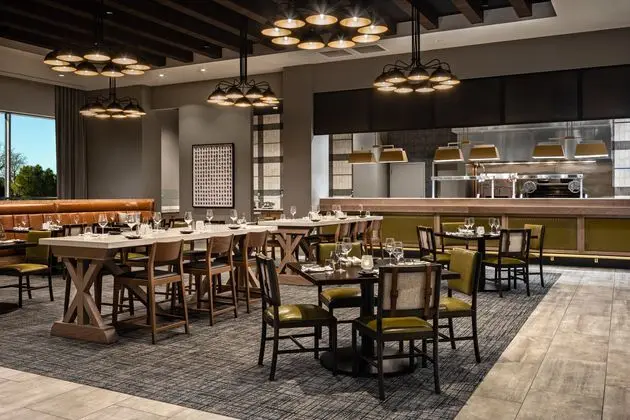 Crowne Plaza North Augusta - Yeme / İçme
