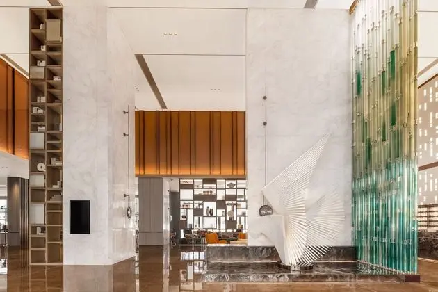 Crowne Plaza Qingdao Jinshui, an IHG Hotel - Lobi