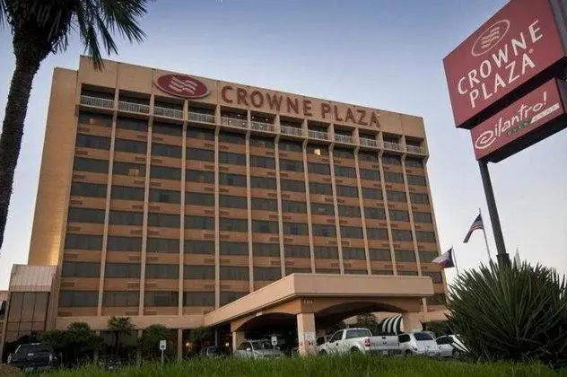 Crowne Plaza San Antonio Airport