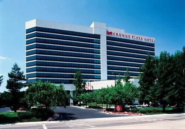 Crowne Plaza Hotel San Jose Valley