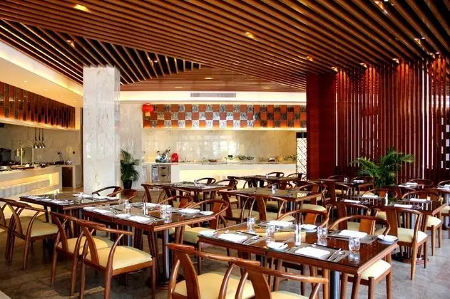 Crowne Plaza Sanya City Center