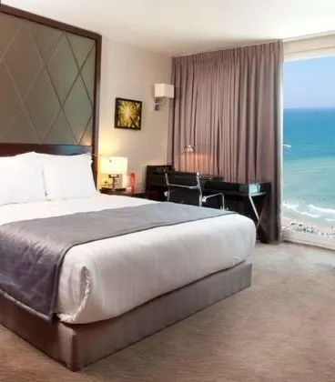 Crowne Plaza Tel Aviv Beach, an IHG Hotel - Oda